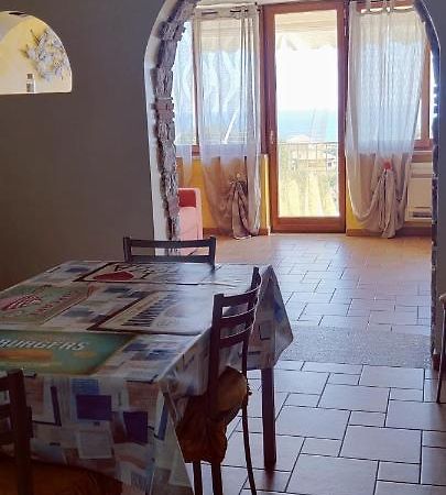 Casa Agnese Apartment มารีนาดีกาเมโรตา ภายนอก รูปภาพ