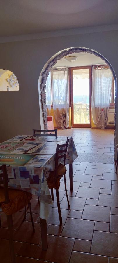 Casa Agnese Apartment มารีนาดีกาเมโรตา ภายนอก รูปภาพ